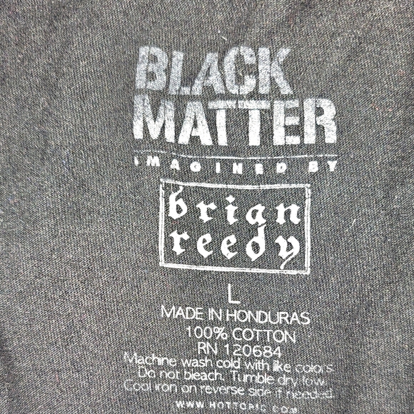 Black Matter Plague Doctor Graphic Tee - Picture 4 of 4